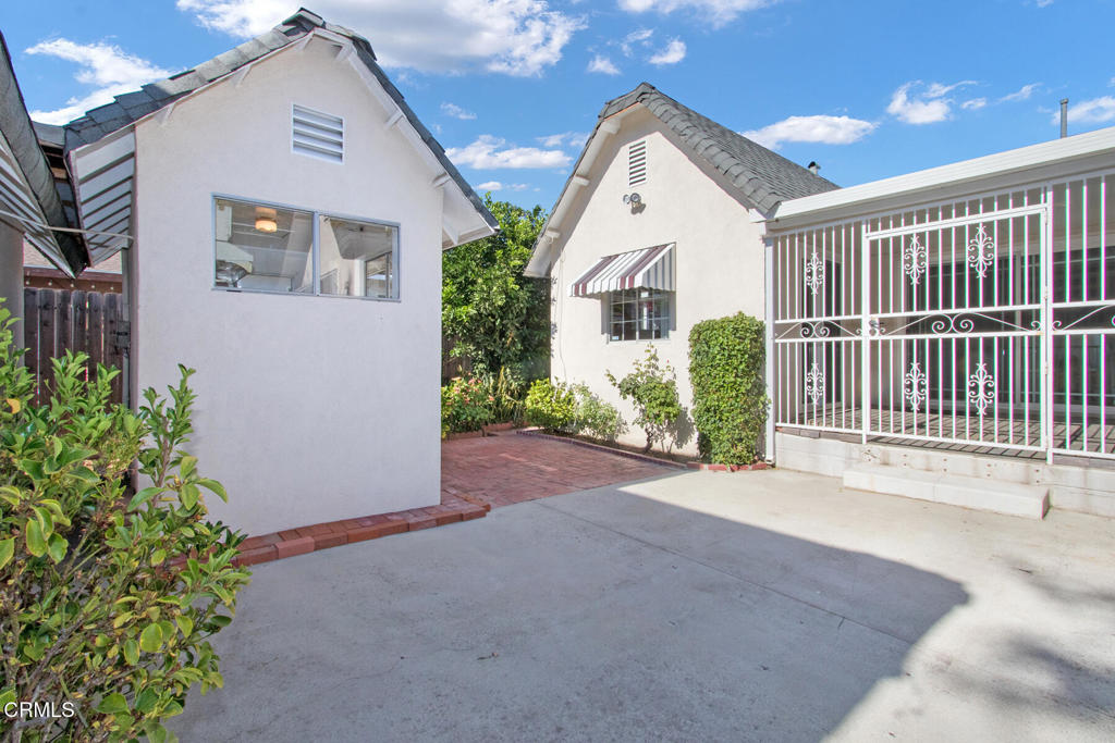 main property photo 25