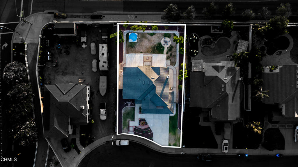 main property photo 41