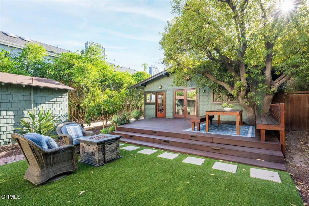 main property photo 40