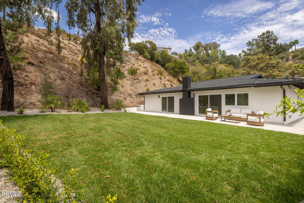 main property photo 50