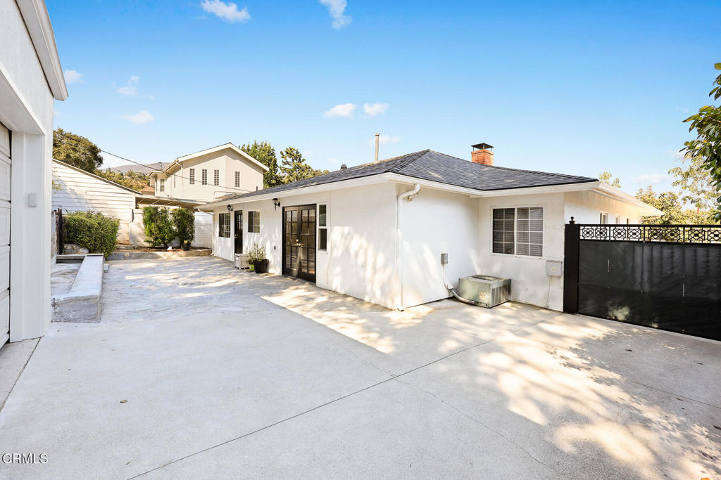 main property photo 20