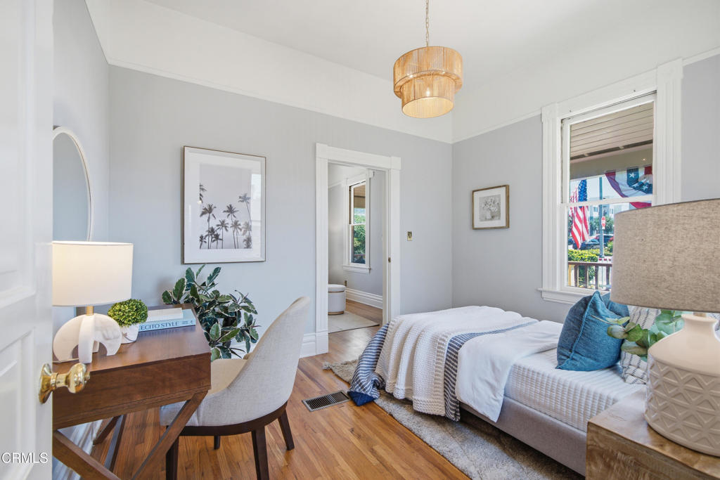 main property photo 22
