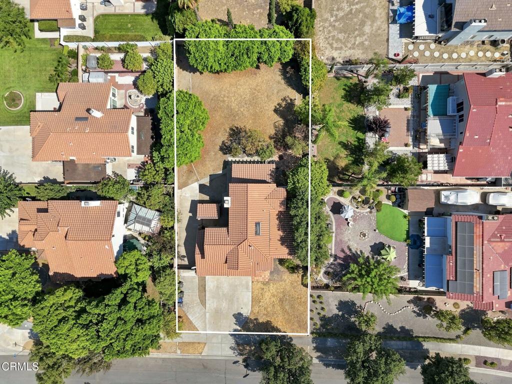 main property photo 50