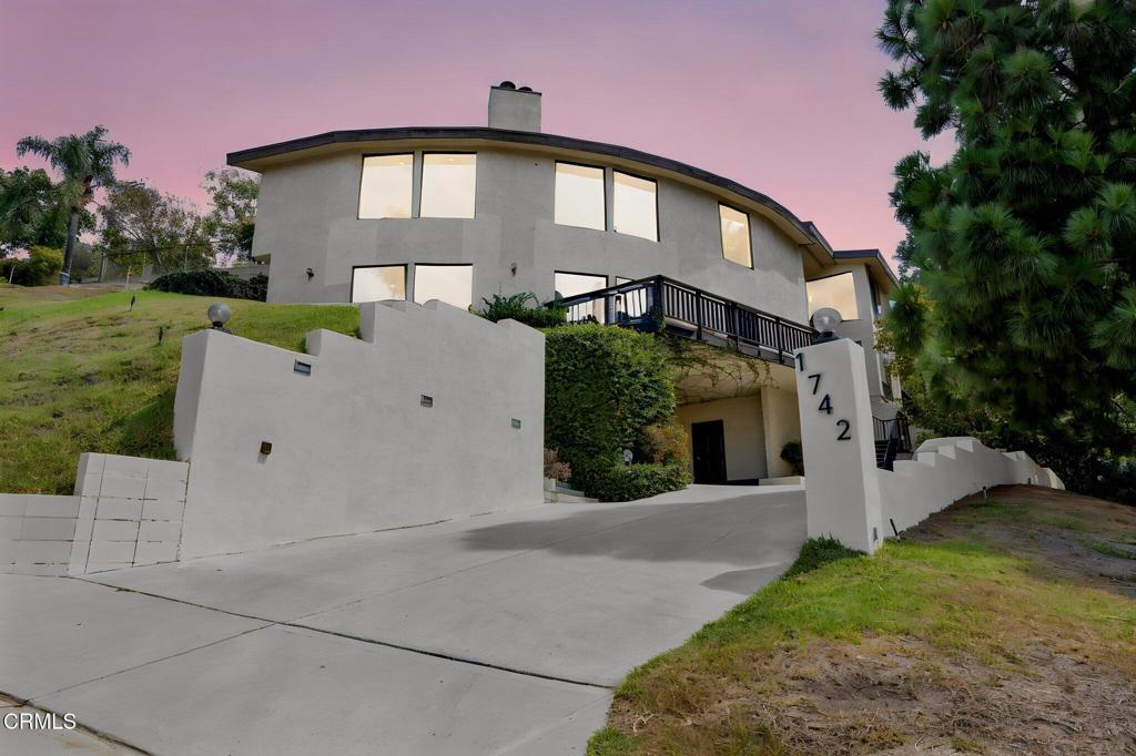 main property photo 27