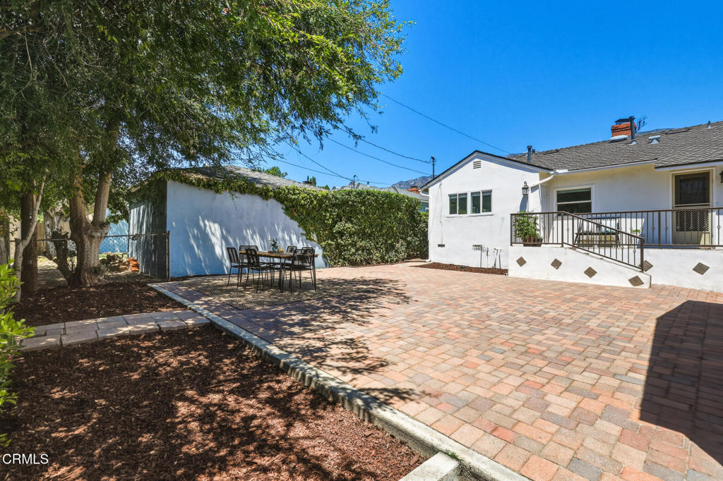 main property photo 28