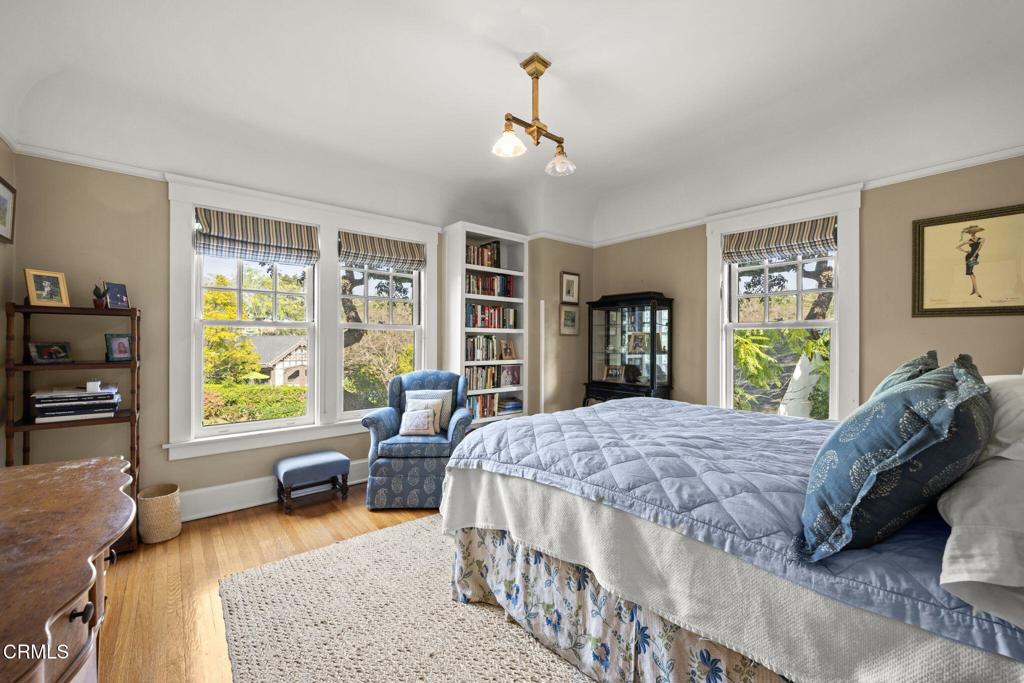 main property photo 38