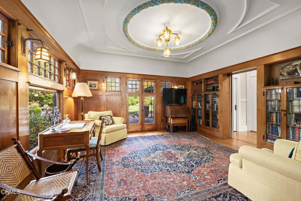main property photo 9