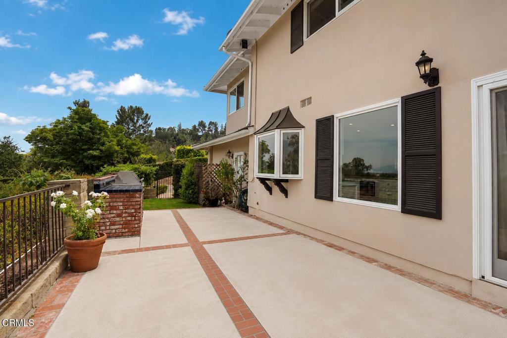 main property photo 45