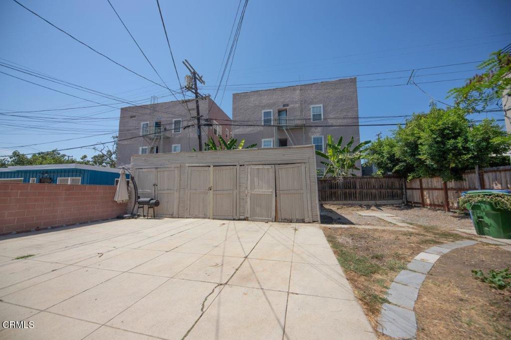 main property photo 18