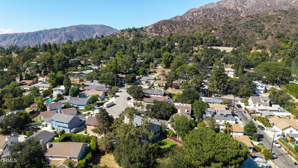 main property photo 58