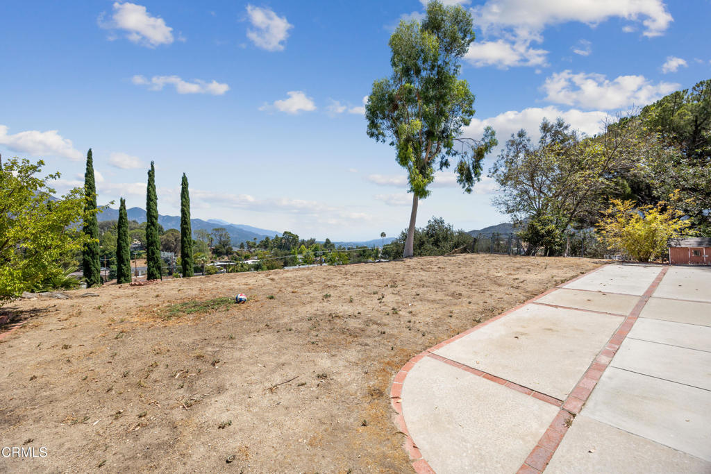 main property photo 20