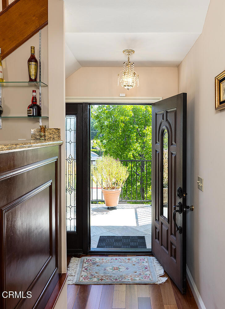 main property photo 4