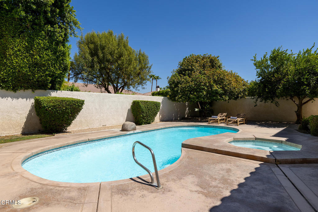 main property photo 33
