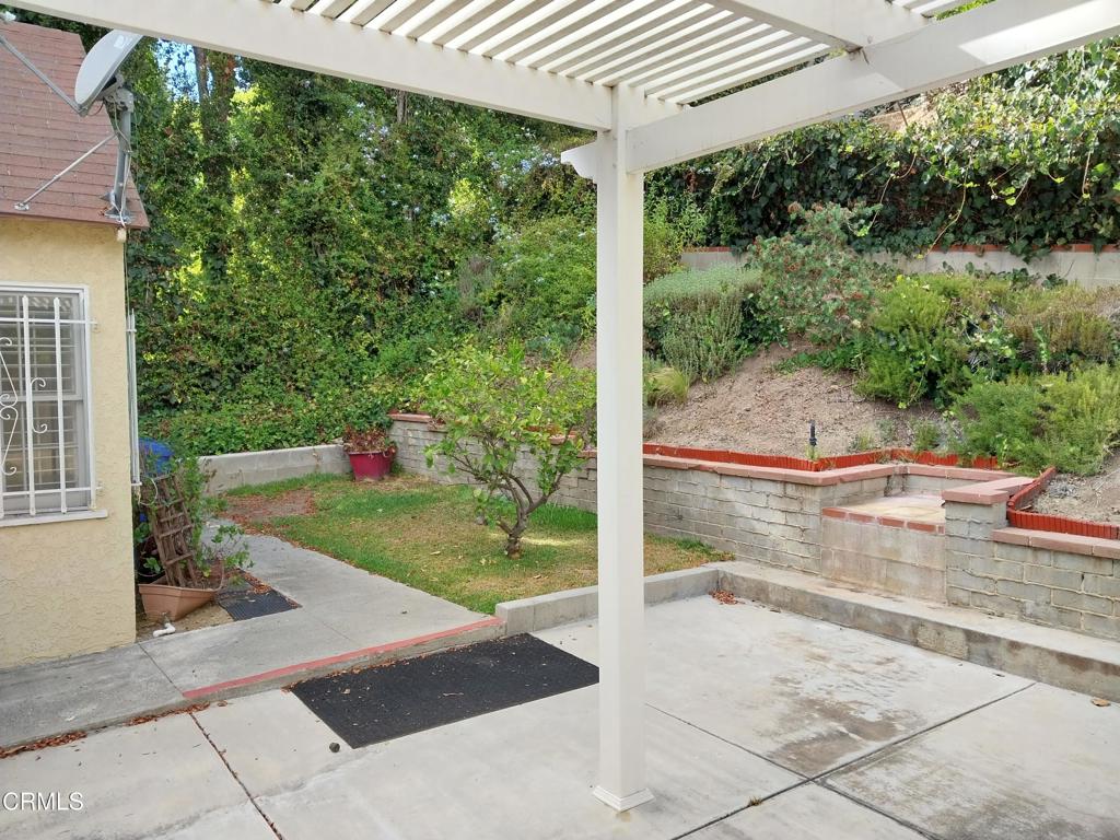 main property photo 5