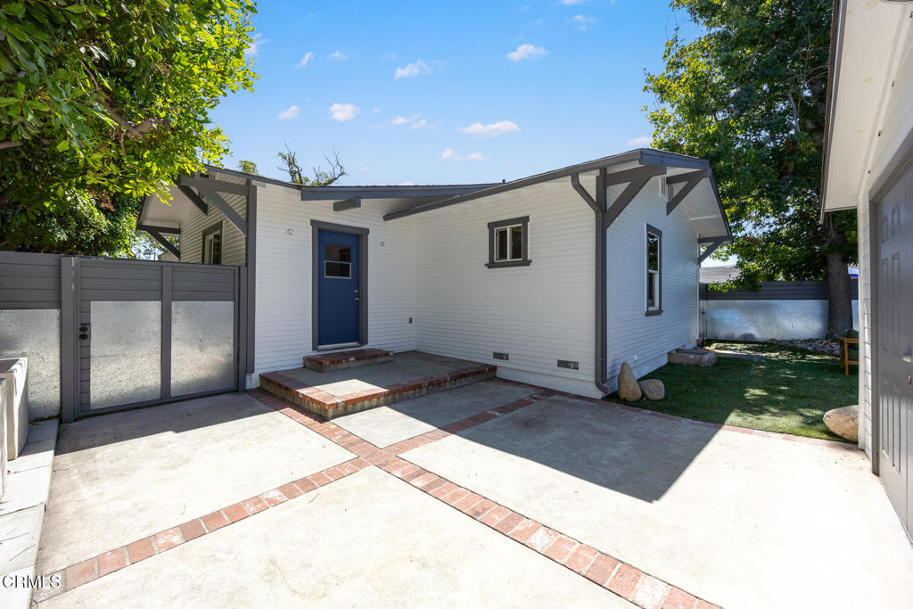 main property photo 32
