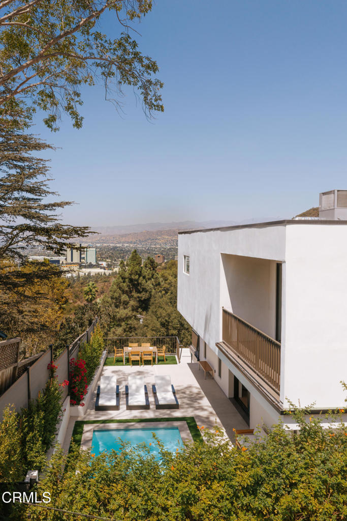 main property photo 51