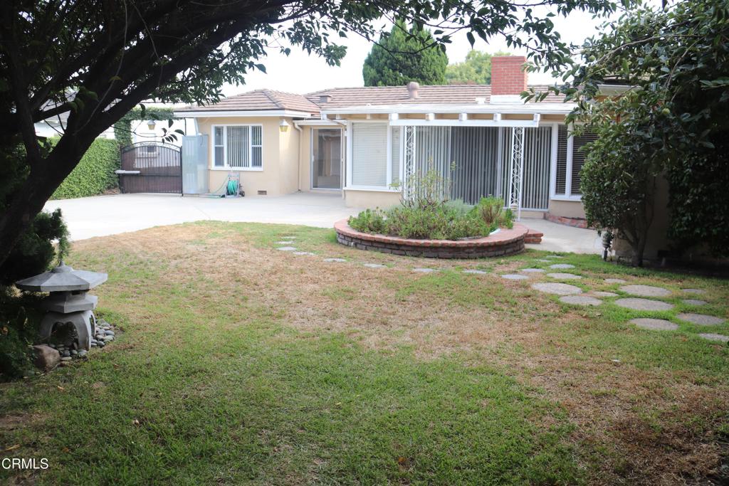 main property photo 10