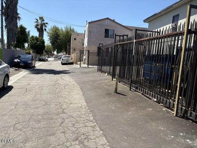 main property photo 8