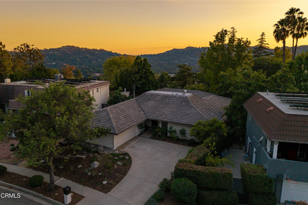 main property photo 70