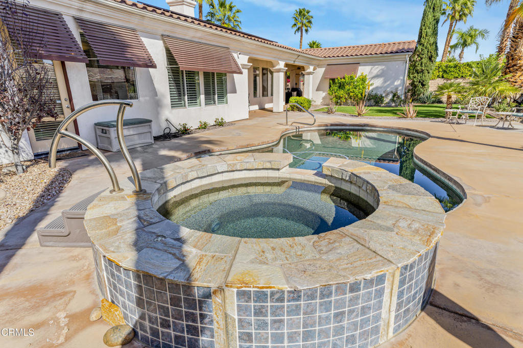 main property photo 39
