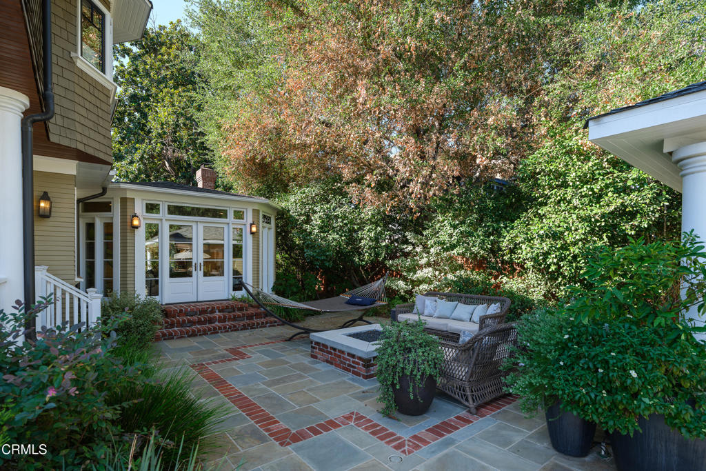 main property photo 61