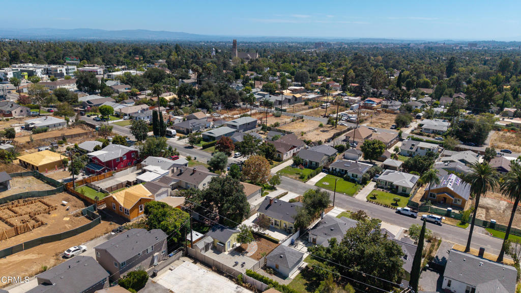 main property photo 47