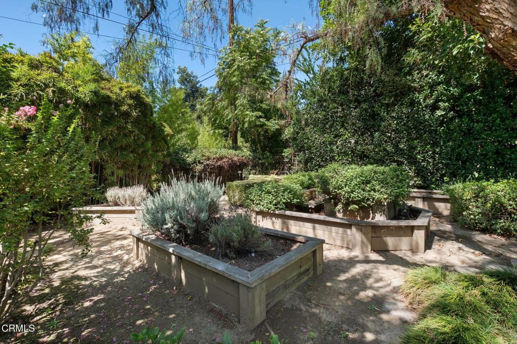 main property photo 59