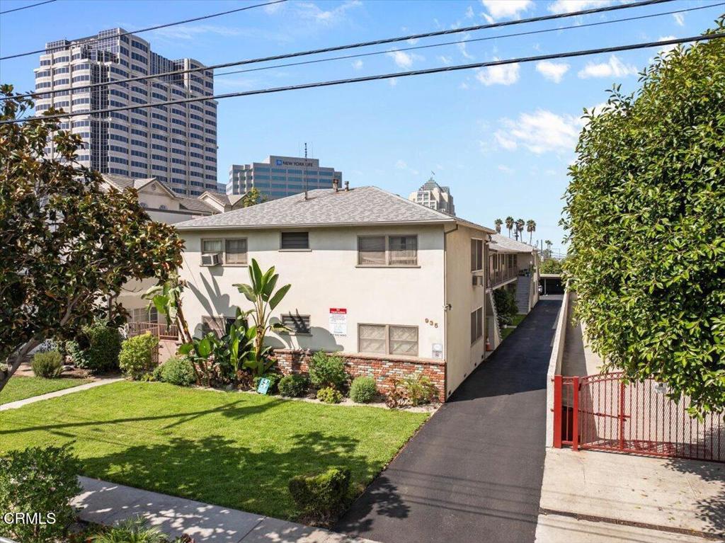 main property photo 38