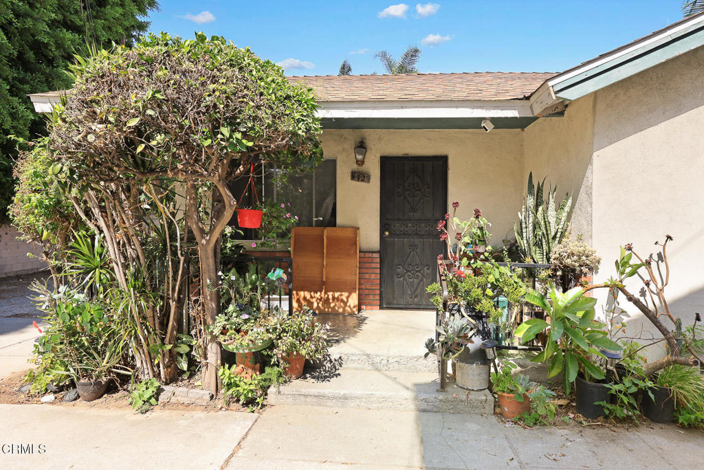 main property photo 10