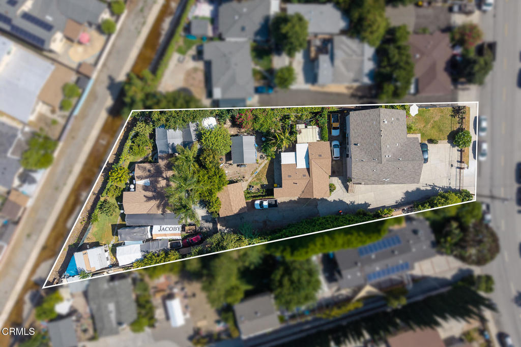 main property photo 29