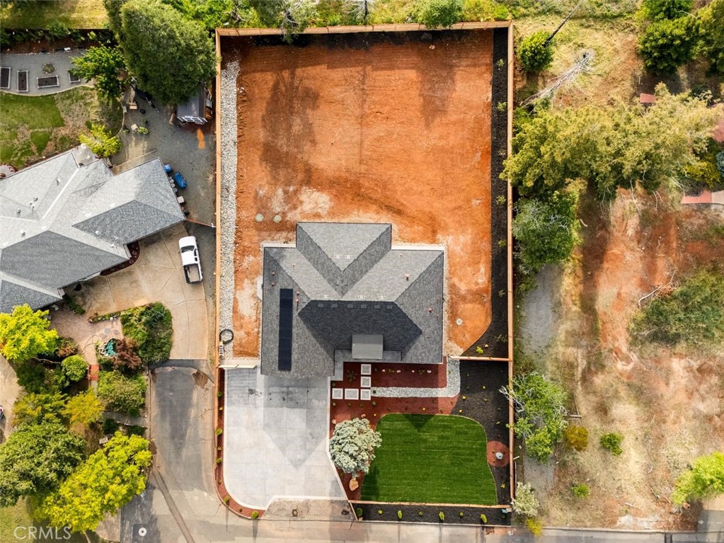 main property photo 60