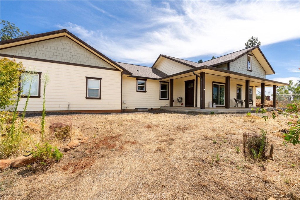 main property photo 30
