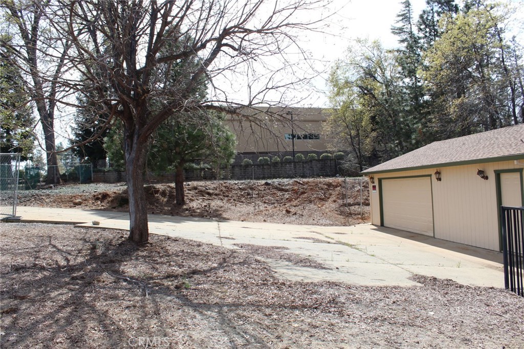 main property photo 7