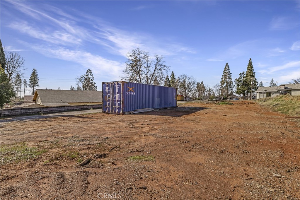 main property photo 11