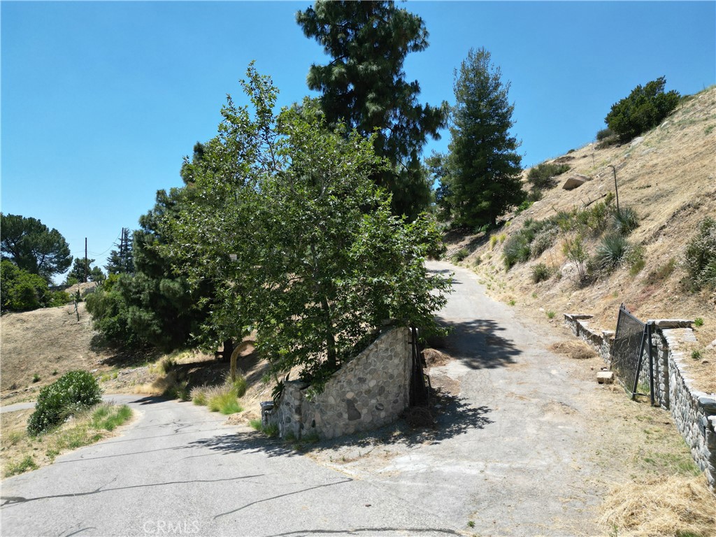 main property photo 51