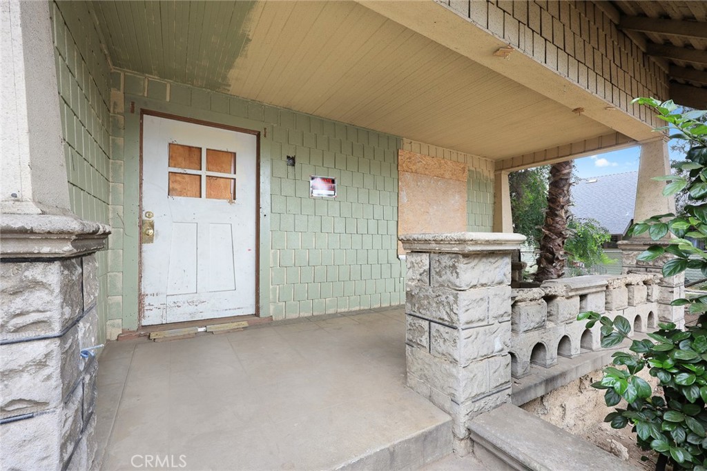 main property photo 8
