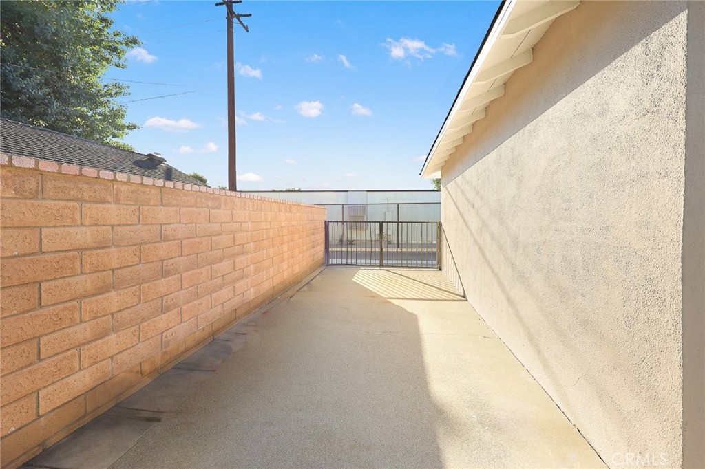 main property photo 64