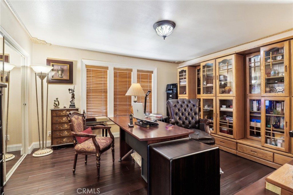 main property photo 22