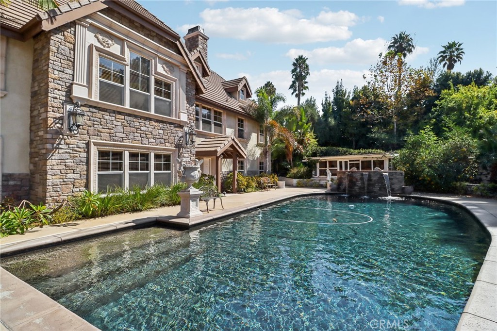 main property photo 62