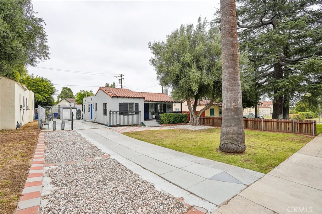 main property photo 1