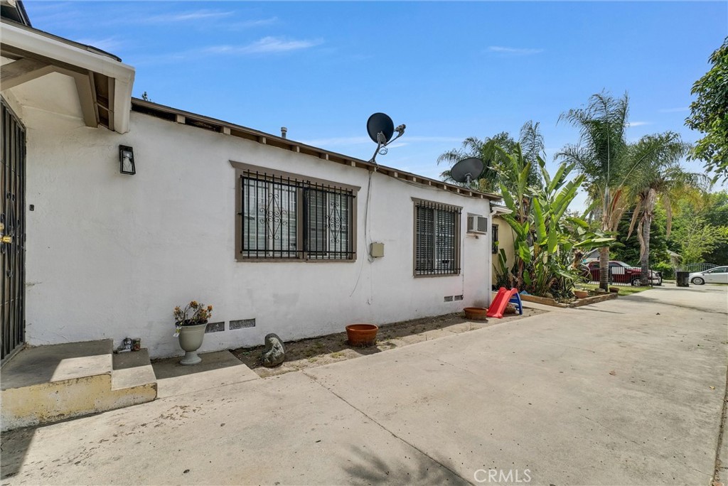 main property photo 16