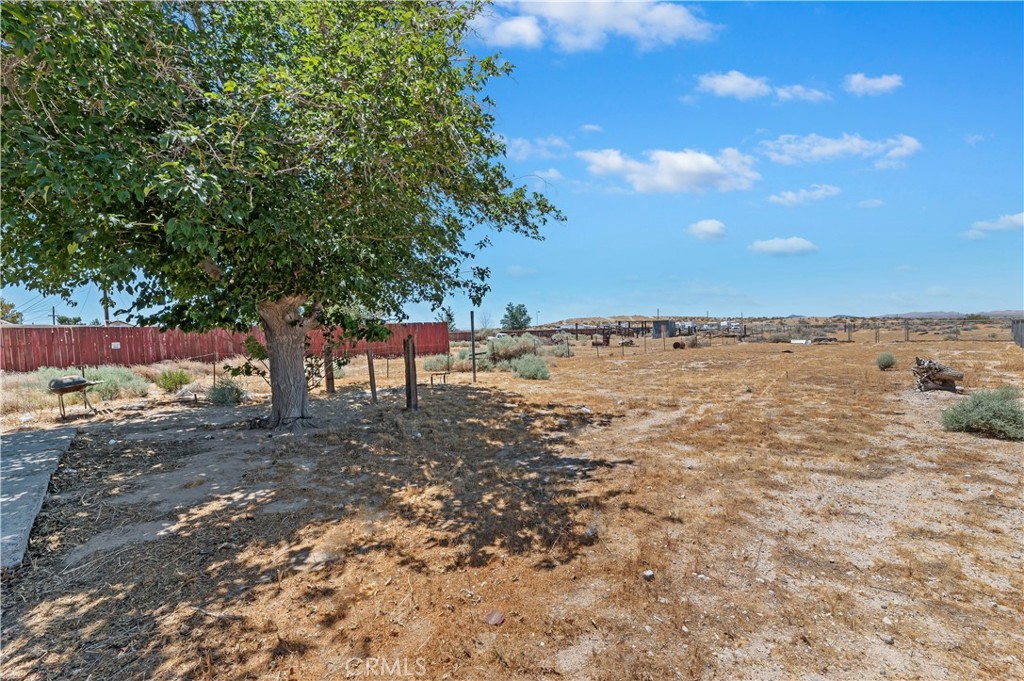 main property photo 25