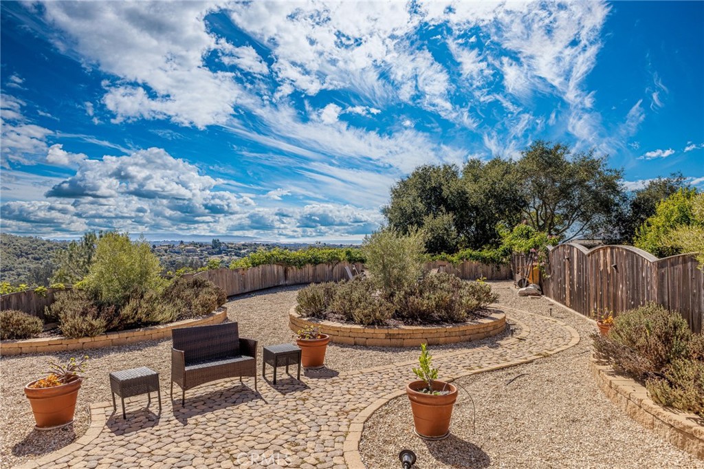 main property photo 60