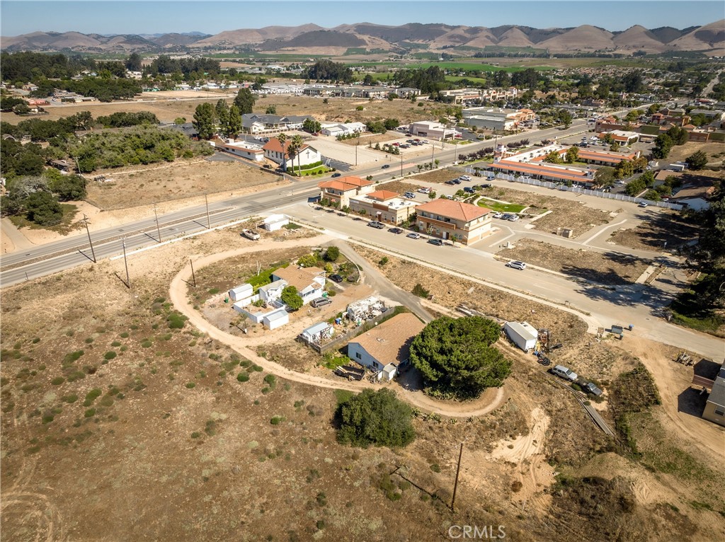 main property photo 9