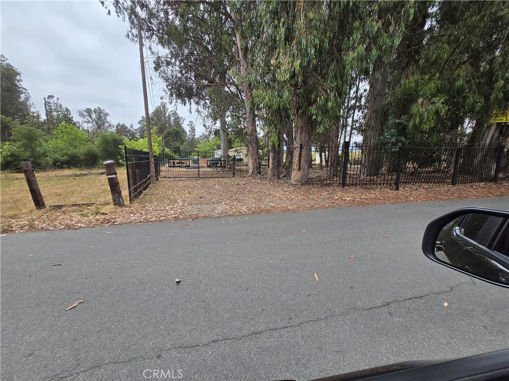 main property photo 7