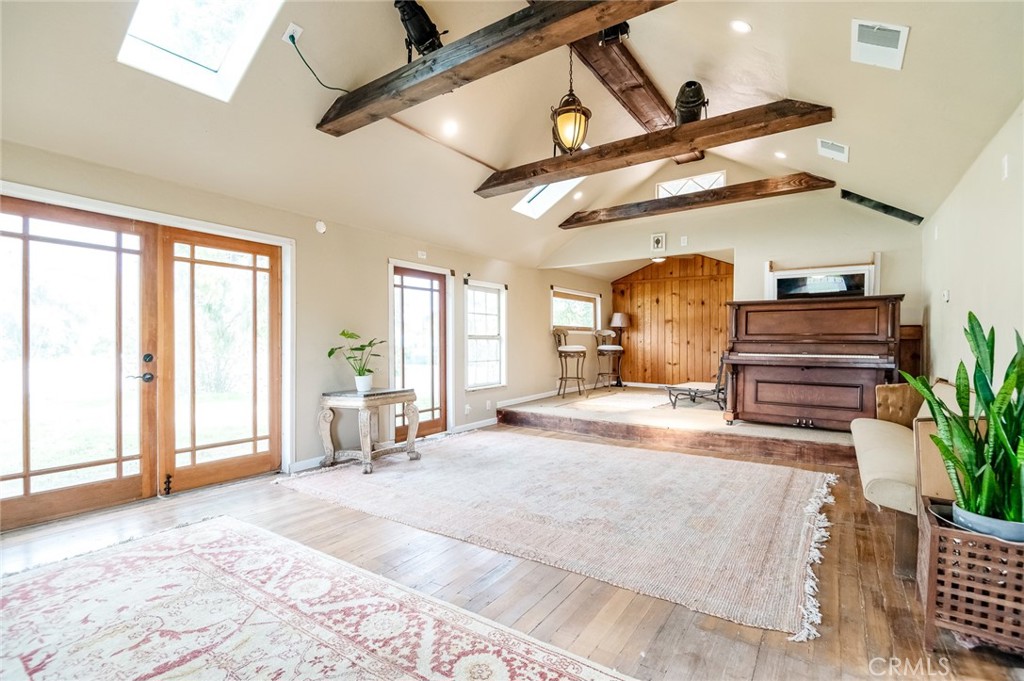 main property photo 27