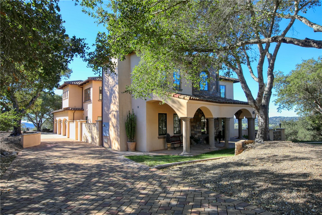 main property photo 50
