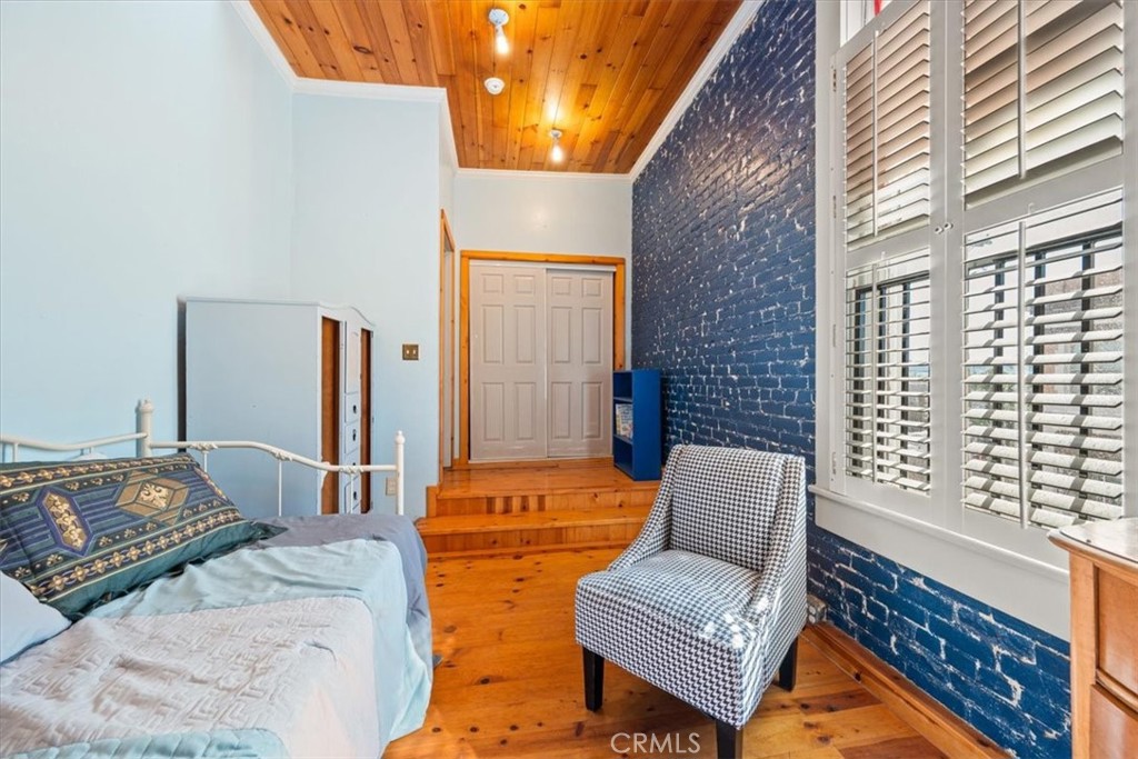 main property photo 57