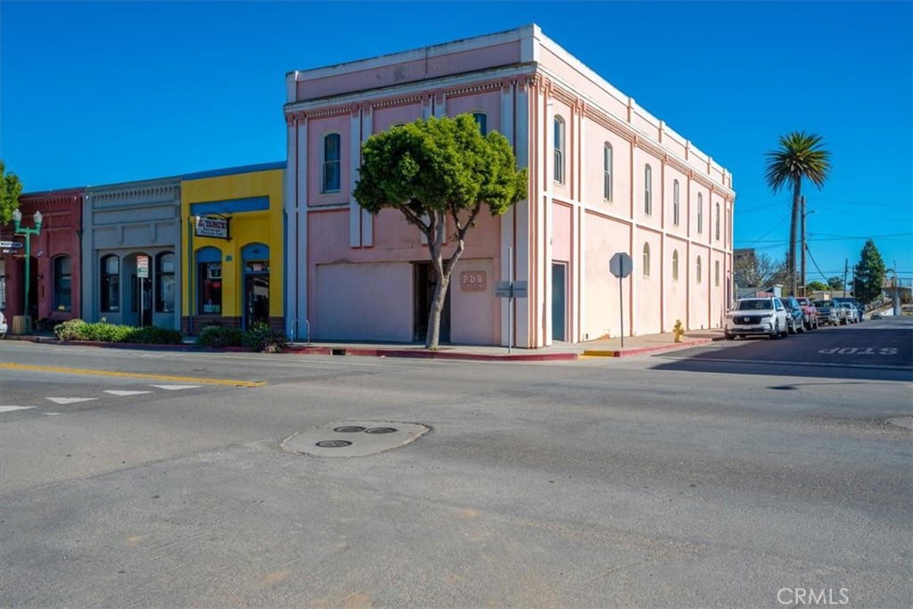 main property photo 4