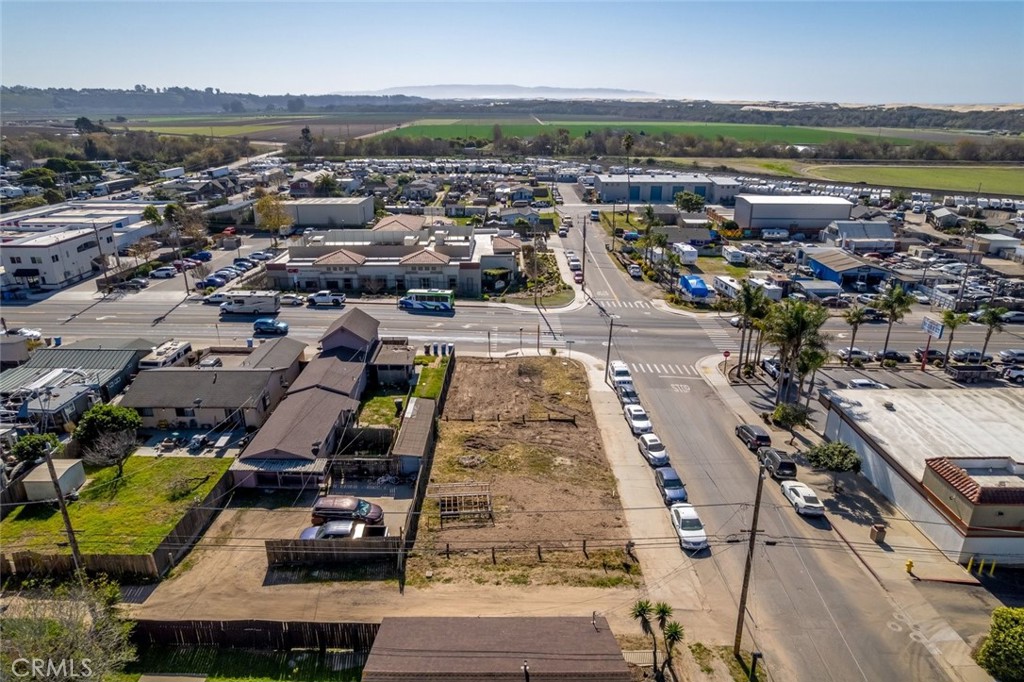 main property photo 11